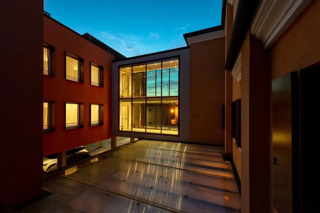 ***  Unahotels Eco Hotel Villa Costanza Venezia Mestre Italy