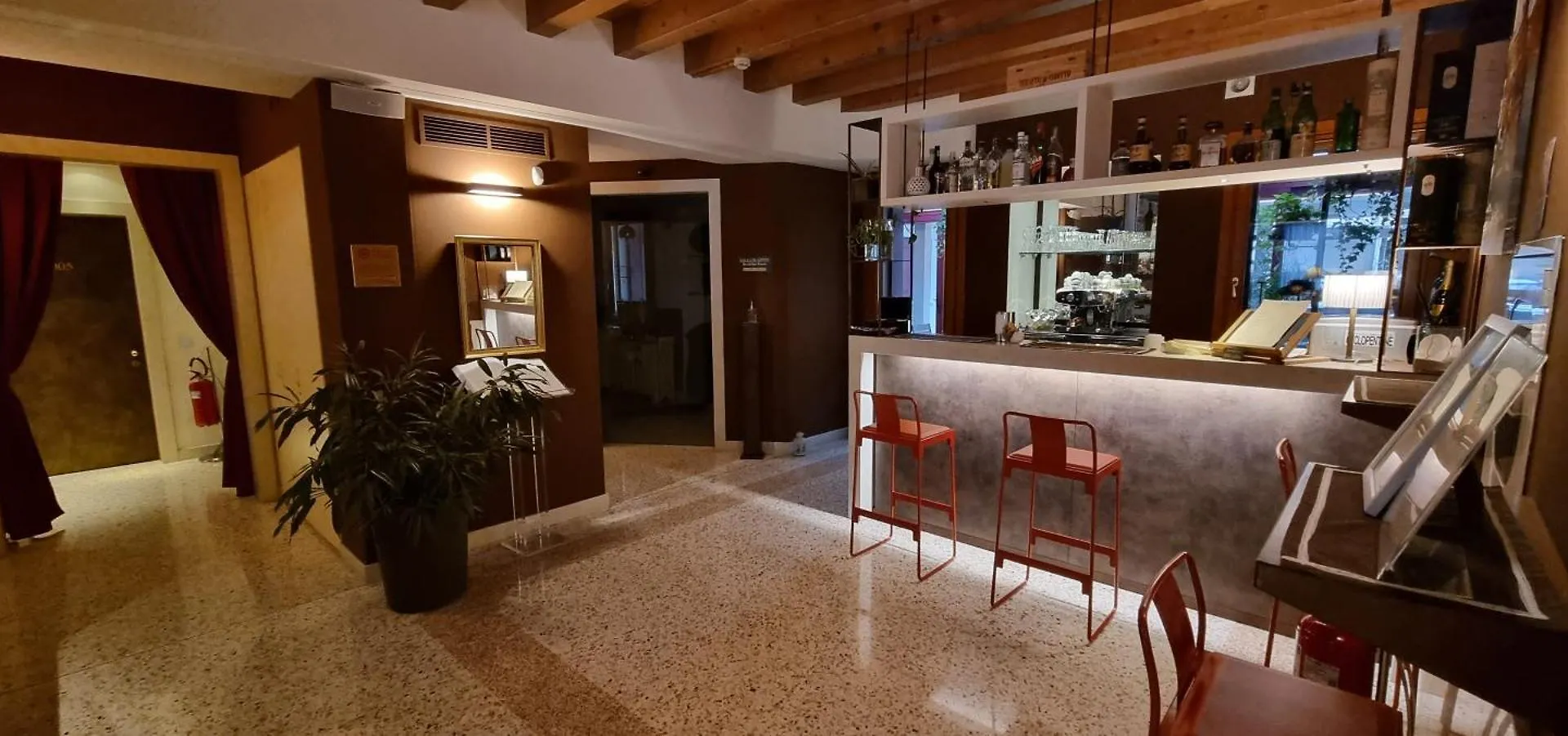 Unahotels Eco Hotel Villa Costanza Venezia Mestre Italy