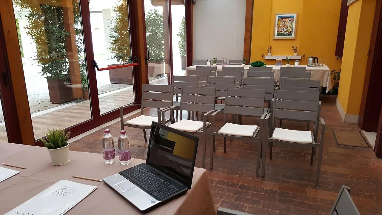 Unahotels Eco Hotel Villa Costanza Venezia Mestre Italy